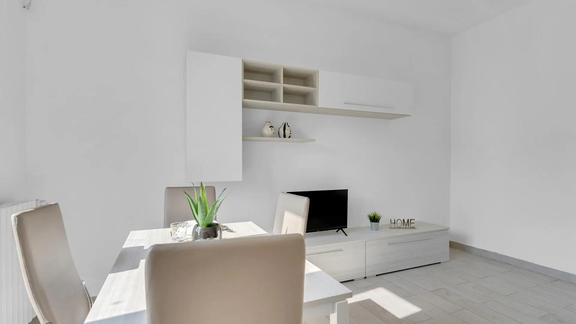 Ag17 - In The Center Of Milan - Apartment