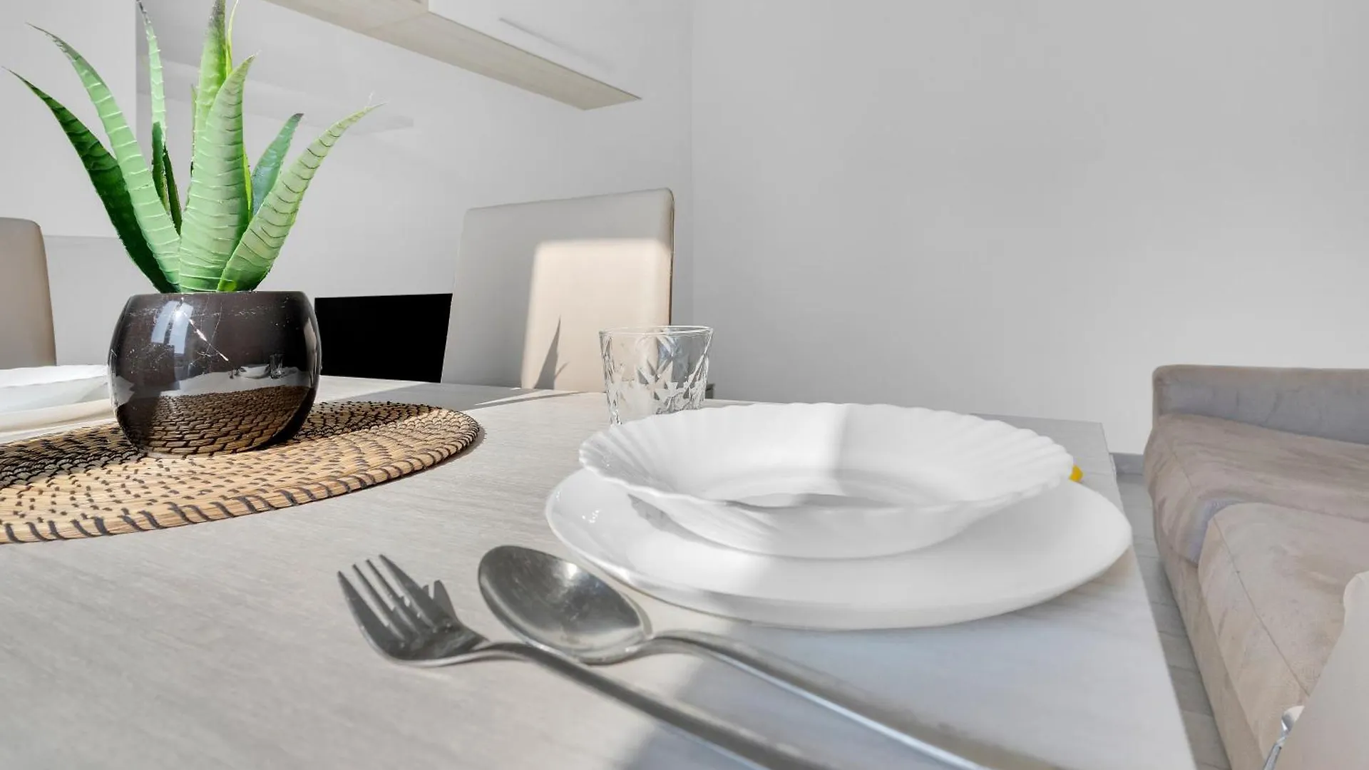 Ag17 - In The Center Of Milan - Apartment 0*,